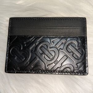 NWOT Burberry Embossed Black Leather Cardholder